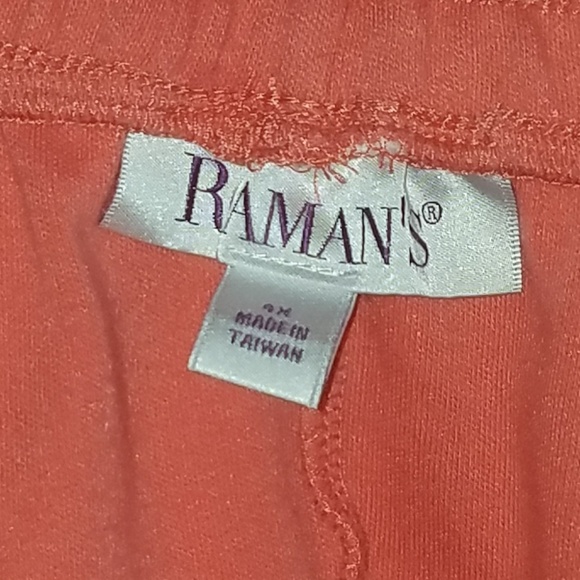 Capris - Picture 3 of 3